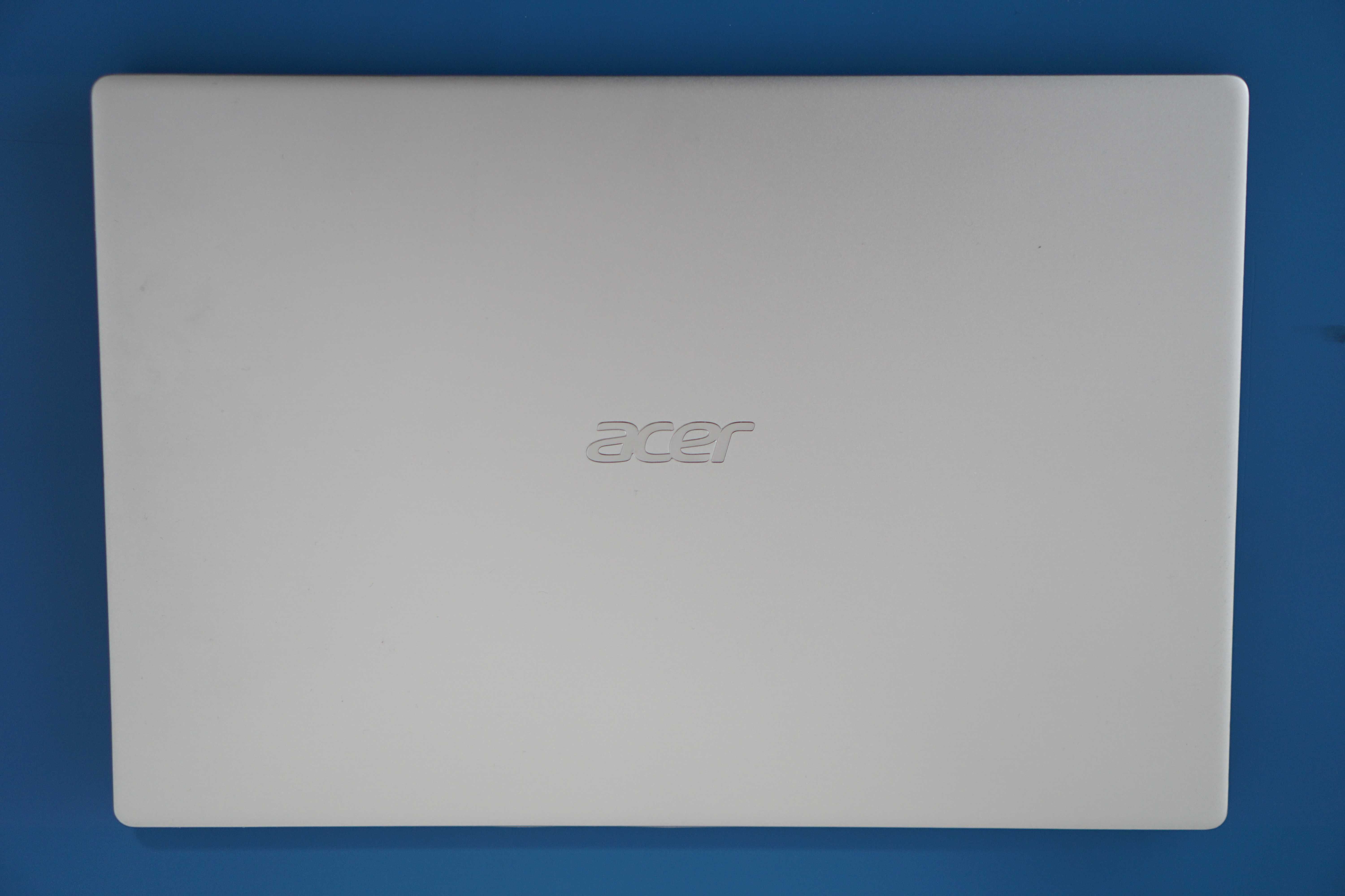 Laptop Ultraportabil Acer Swift 3 Ryzen 5 16 GB RAM 1 TB SSD