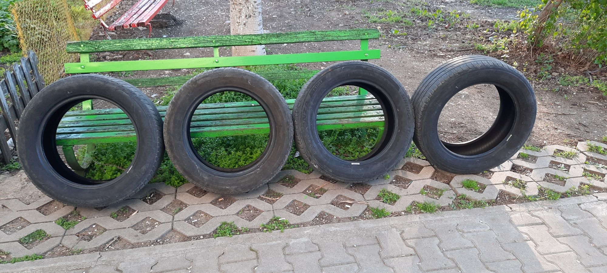 Летни гуми 225 55 17 Bridgestone DOT 18, 19 и 20 (2бр.) БАРТЕР ЗА 18ки