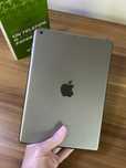 iPad Air / 16 GB / Space Gray/ Foarte bun |