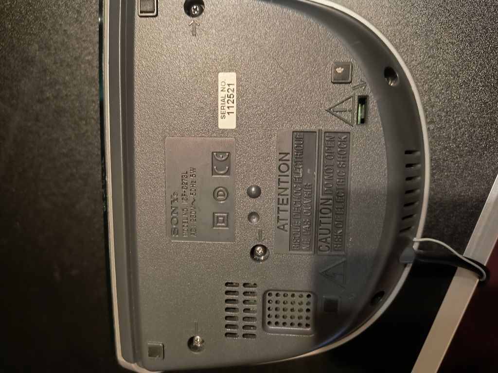 Radio SONY Dream Machine FM/MW/LW model ICF-C273L