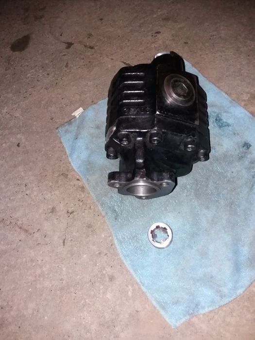 POMPE hidraulice basculare 3 surub