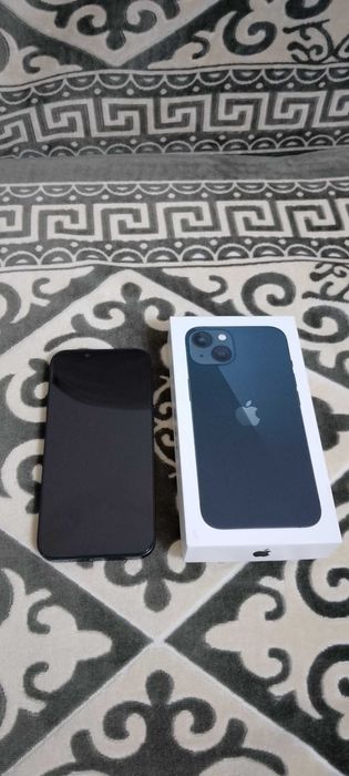 Продам iPhone 13 256 GB
