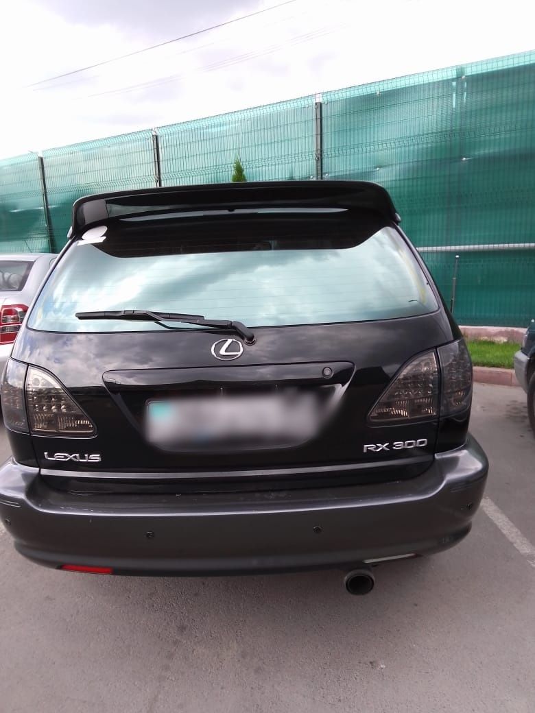 Продам Lexus RX 300