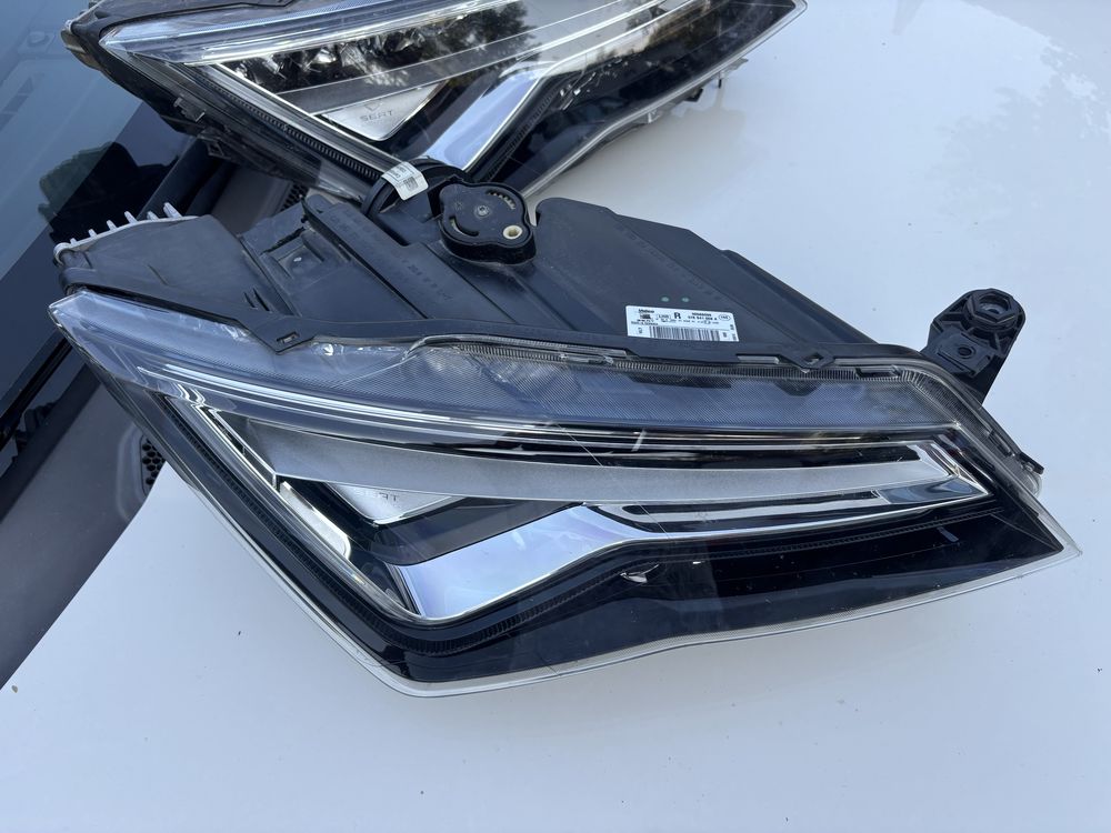Фар Seat Ateca