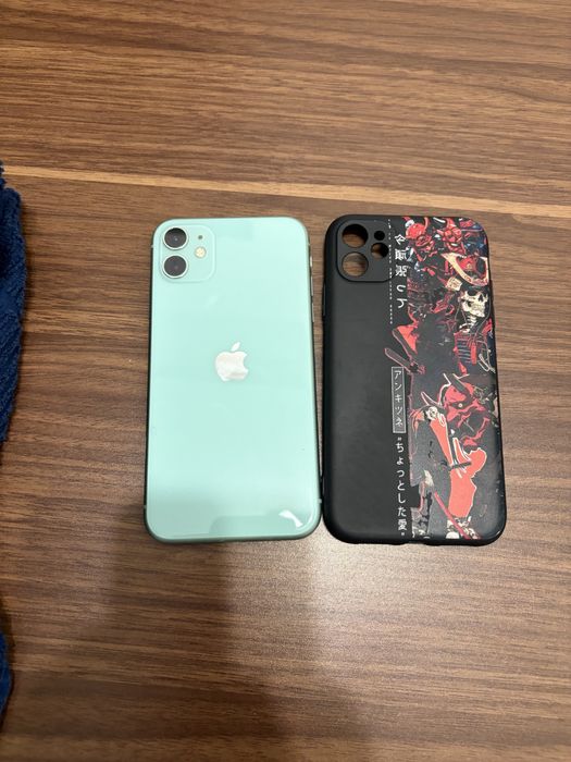 Iphone 11 / 128 / 77%