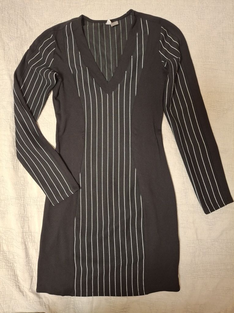 Rochie elastica dama H&M mărimea S/36