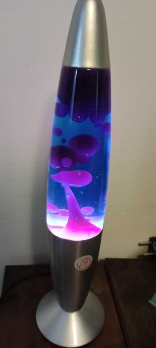 синьо-лилава Лава лампа Lava Lamp