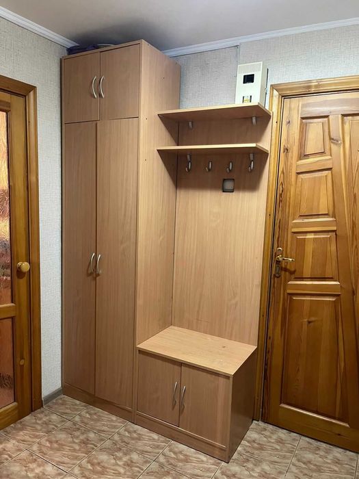 Продам мебель в прихожую