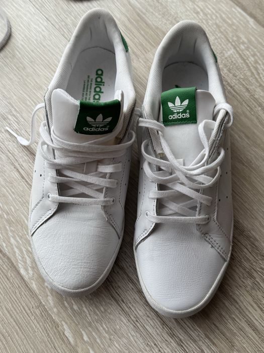 Оригинални кецове adidas