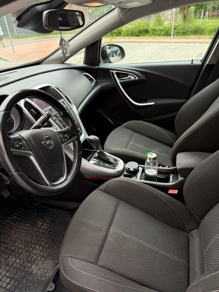 Opel Astra Cosmo 2.0 Diesel Уникална !