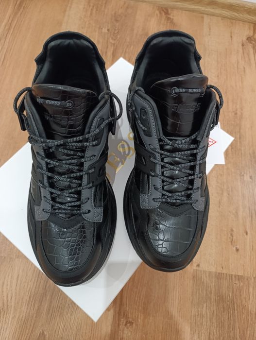 Guess мъжки обувки