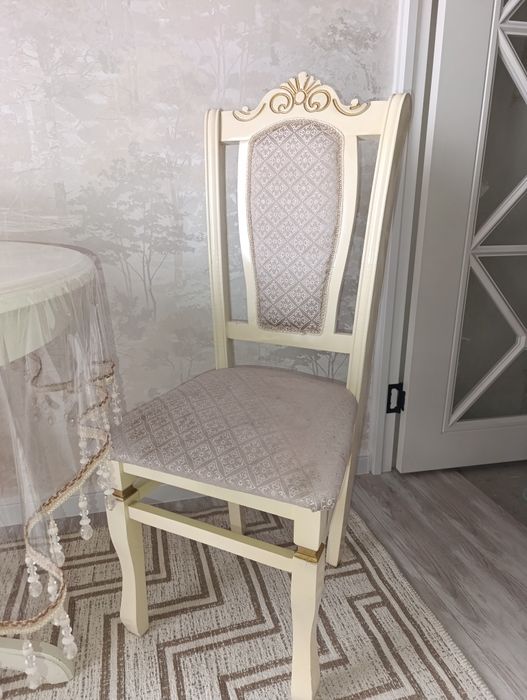 Продам стулья 4шт