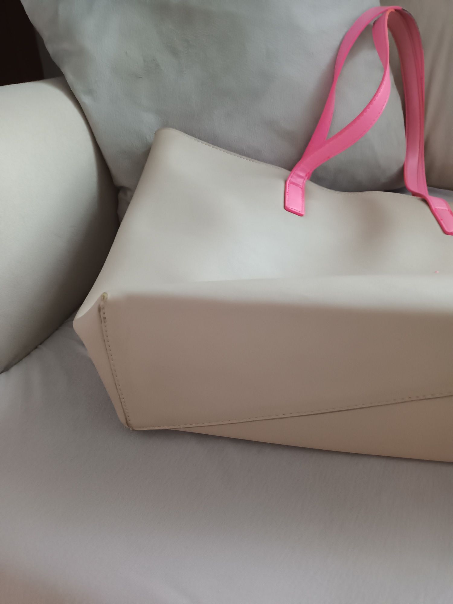 Оригинална чанта Valentino