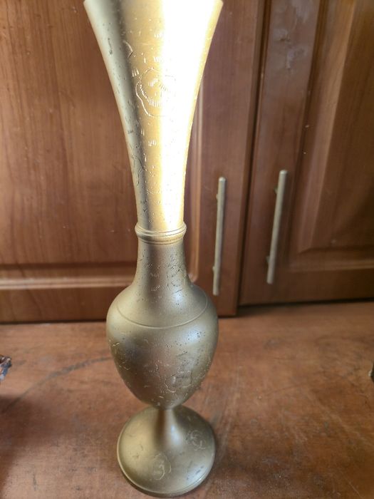 Продам кувшин метал. С узорами