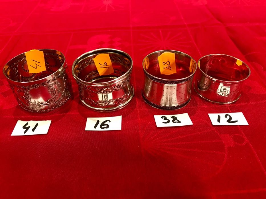 Inele servetele din Argint