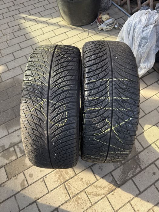 Anvelope 235 45 18 Michelin iarna 2022