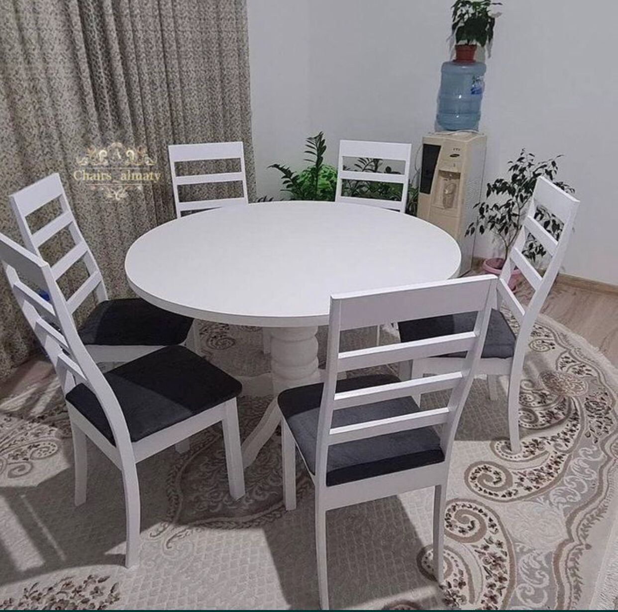 Овальный стол  Алматы стол стул Кухонный стол Квартира