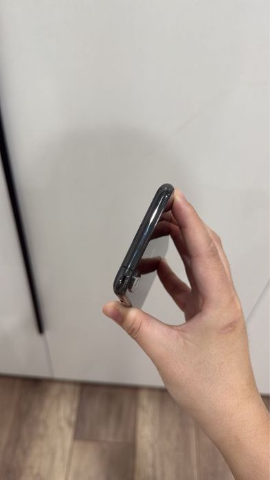 Продам iphone XS