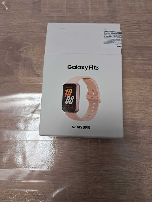 Смарт часовник Samsung Galaxy Fit3