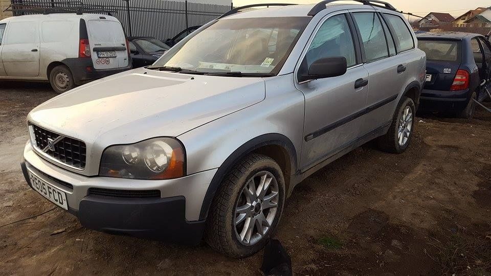 Dezmembrez Volvo XC90 D5 2.4 Diesel orice piesa