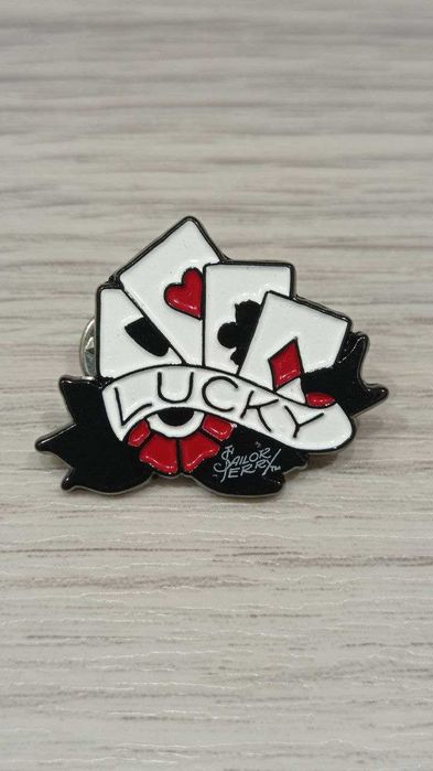 Значок Lucky Sailor Jerry