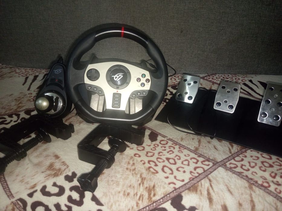 Продам игровой руль