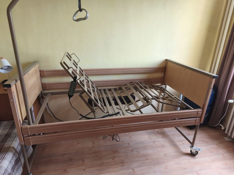 Болнично легло + матрак