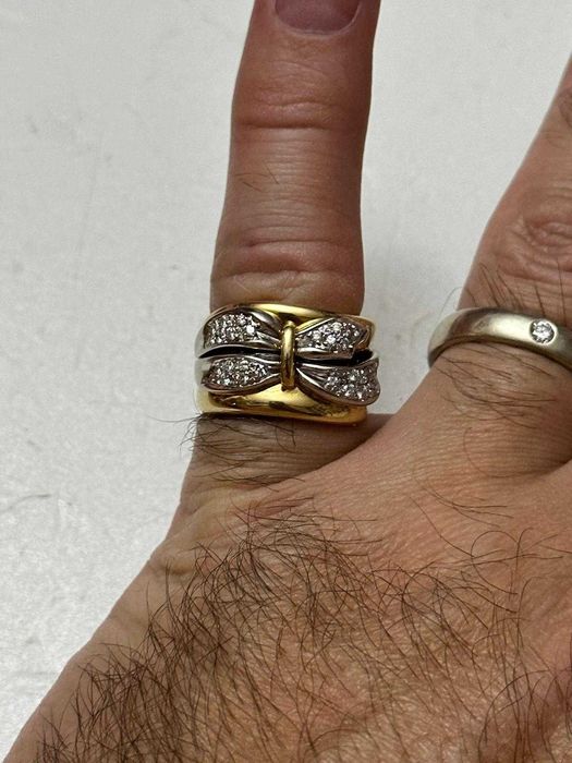 INEL AUR galben si alb 18K + 30 Diamante = 0.50ct - Deosebit - 11.5g.!