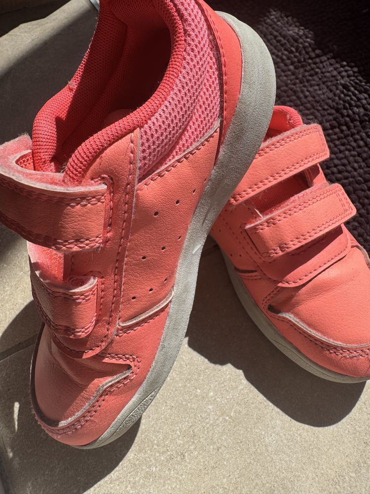 Маратонки Adidas оригинални