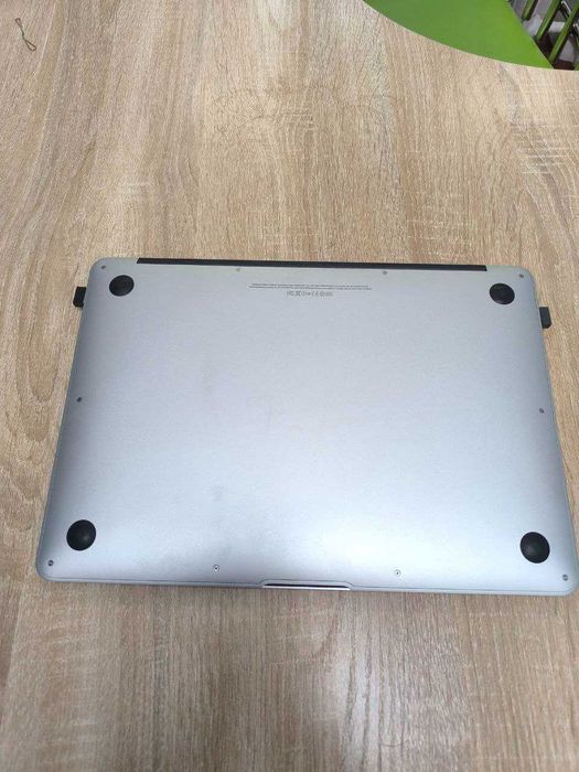 Apple MacBook Air 13" A1466 Mid 2012