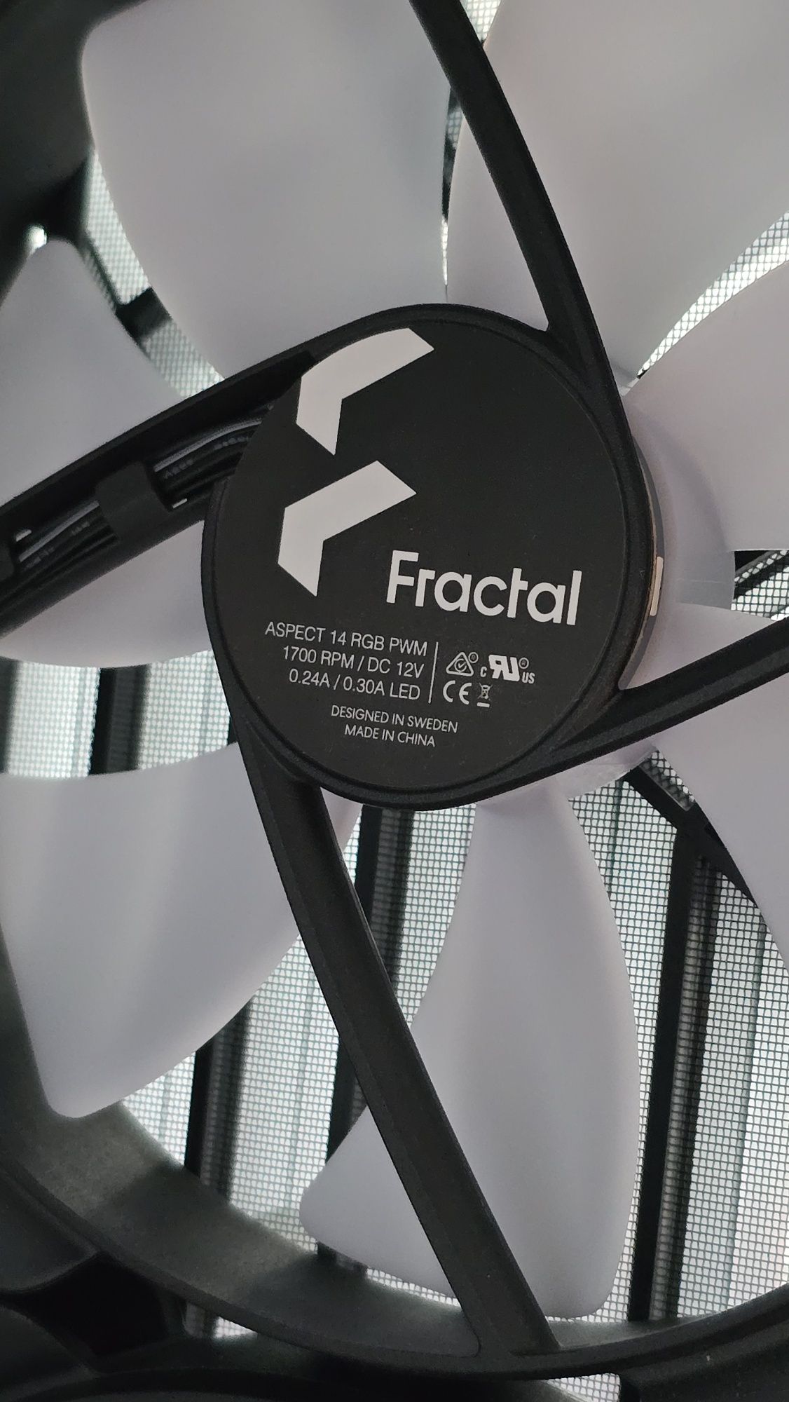Кутия Fractal Design Torrent Nano + 2x140mm Aspect Rgb