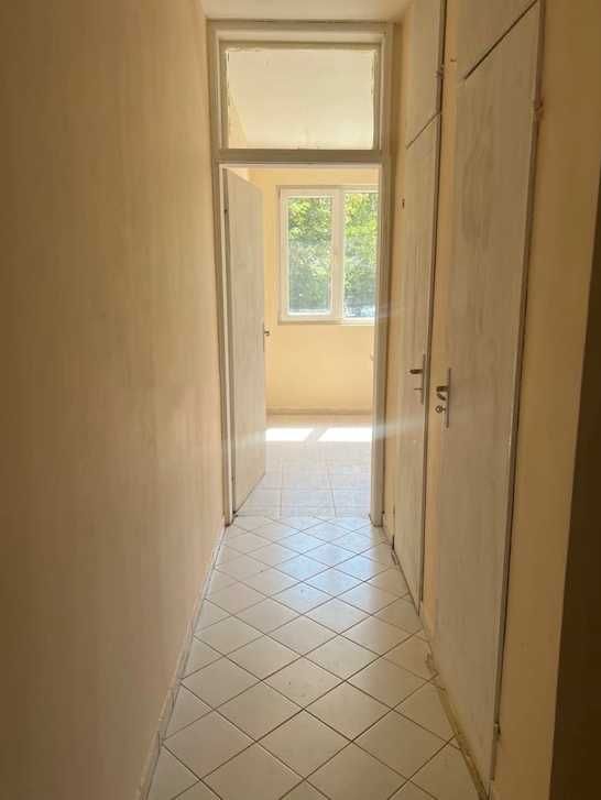 Продава се Едностаен апартамент в София, Красно село - 44 кв.м за 3296 €/кв.м - Снимка #8