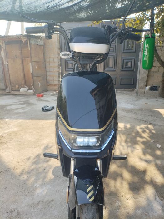 Скутир новый срочна