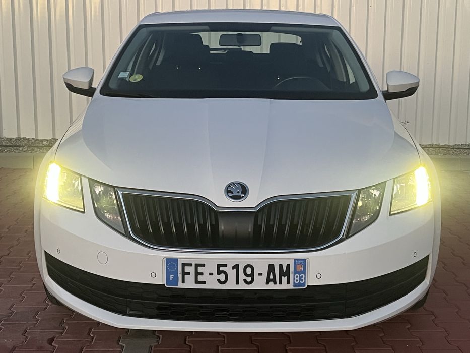 Vând Skoda Octavia 2019