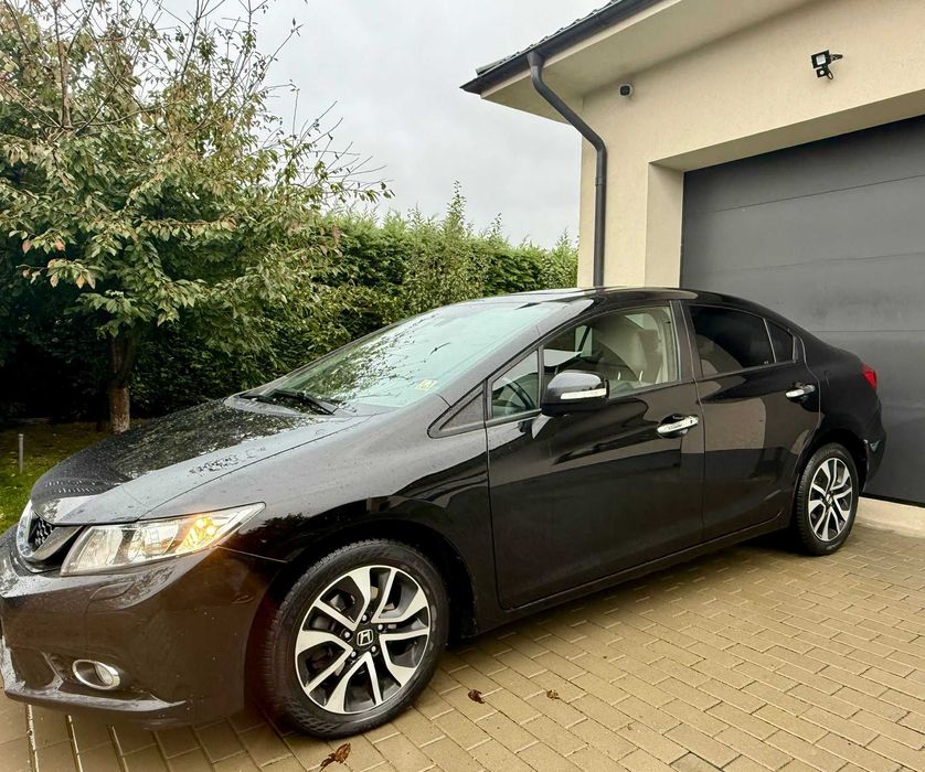 HONDA CIVIC 4D ES 1.8M/T unic proprietar