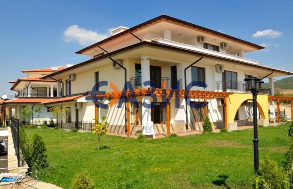 Продава се Двустаен апартамент в с. Кошарица, Област Бургас - 68 кв.м за 884 €/кв.м - Снимка #13