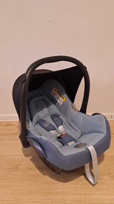Столче за кола Maxi-Cosi CabrioFix