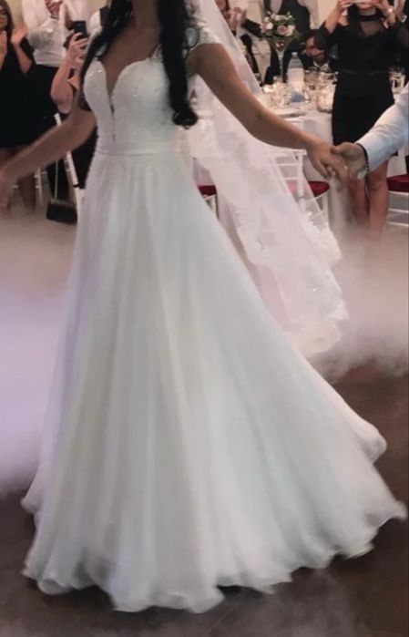 Rochie mireasa Ivoire!