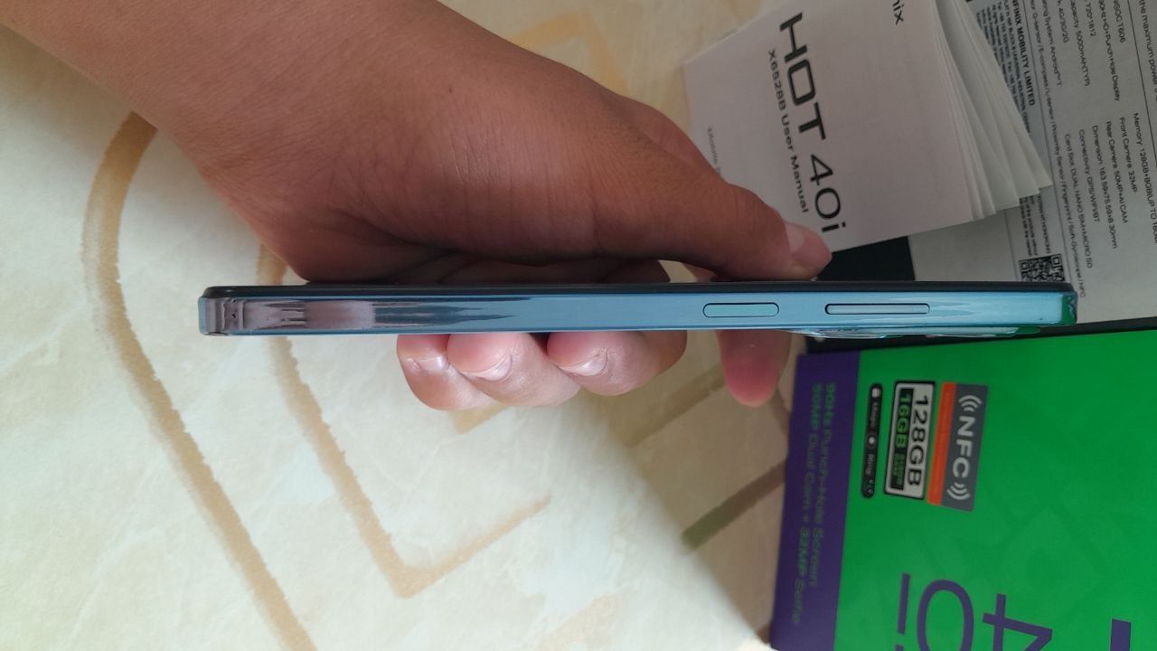 Infinix hot 40 i