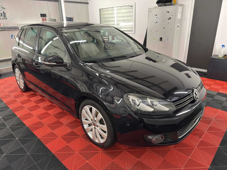 Volkswagen Golf 6 2012, faruri LED, alcantara, dublu climatronic