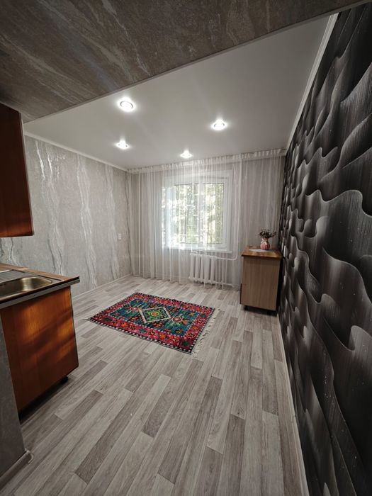 Продам 1 комнатную квартиру р 20 мкр