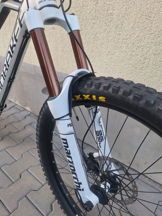 Bicicleta Full-Suspension Enduro Downhill Mondraker Dune cadru L