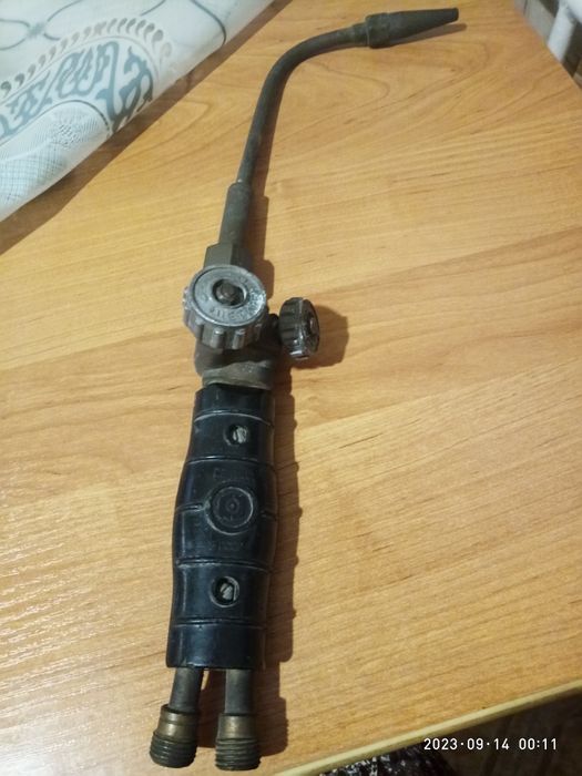 продам газовую горелку 2500