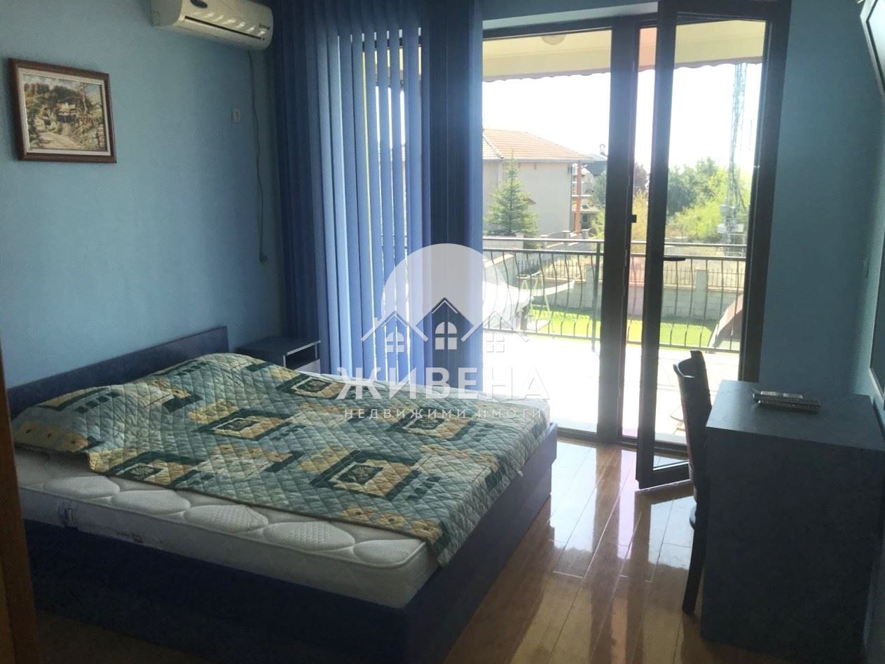 Продава се Къща в с. Топола, Област Добрич - 196 кв.м за 970 €/кв.м - Снимка #10