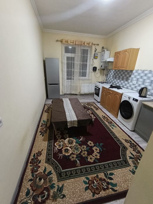 Квартира ижарага берилади. 60 кв метр, Барча шароитлари бор.