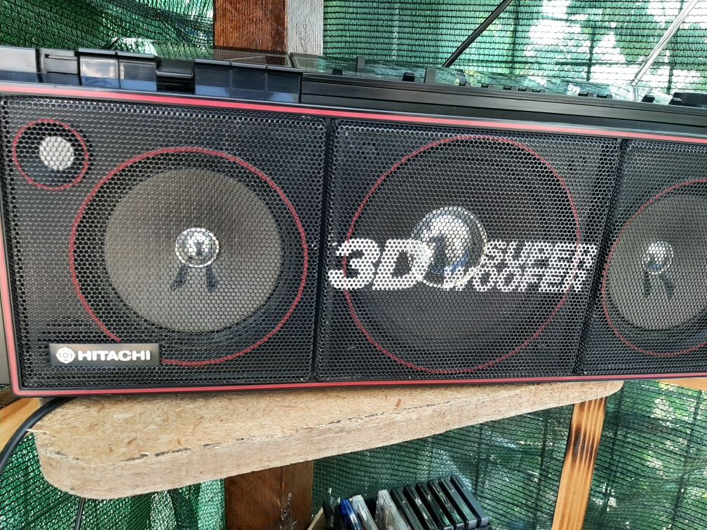 Hitachi 3D Super Woofer