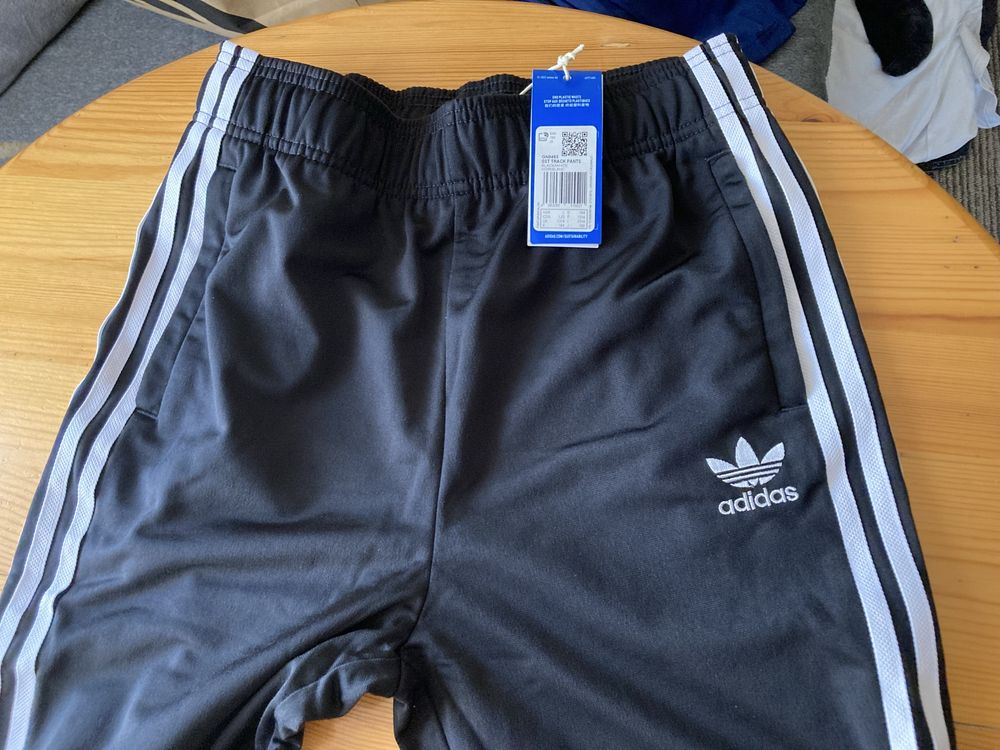 Оригинално мъжко долнище Adidas