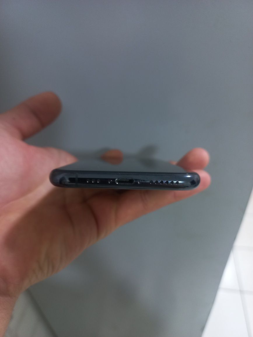 iPhone 11 pro kafolati bilan