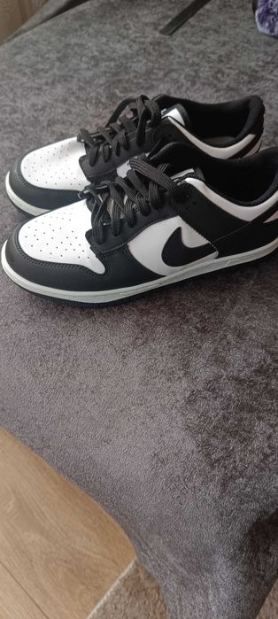 Продавам маратонки nike нови