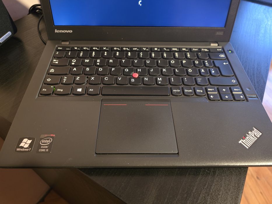 Продавам лаптоп Lenovo X240
